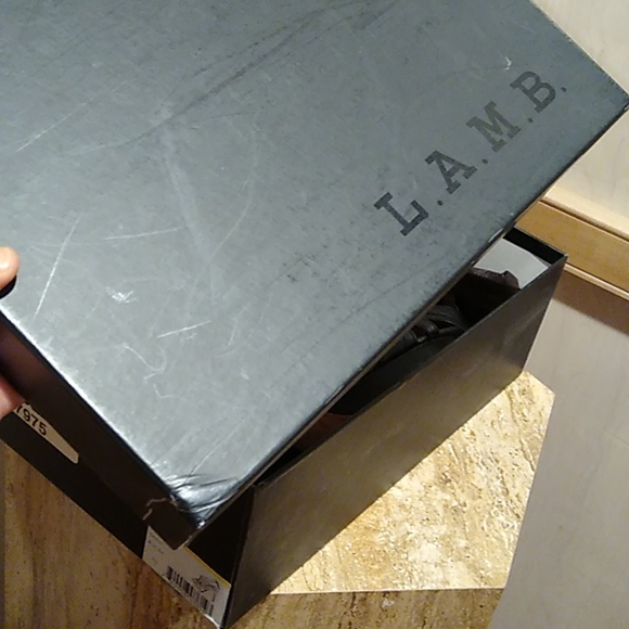 L.A.M.B Davin Y2K black strappy platform pumps sandals 10 - Picture 14 of 14